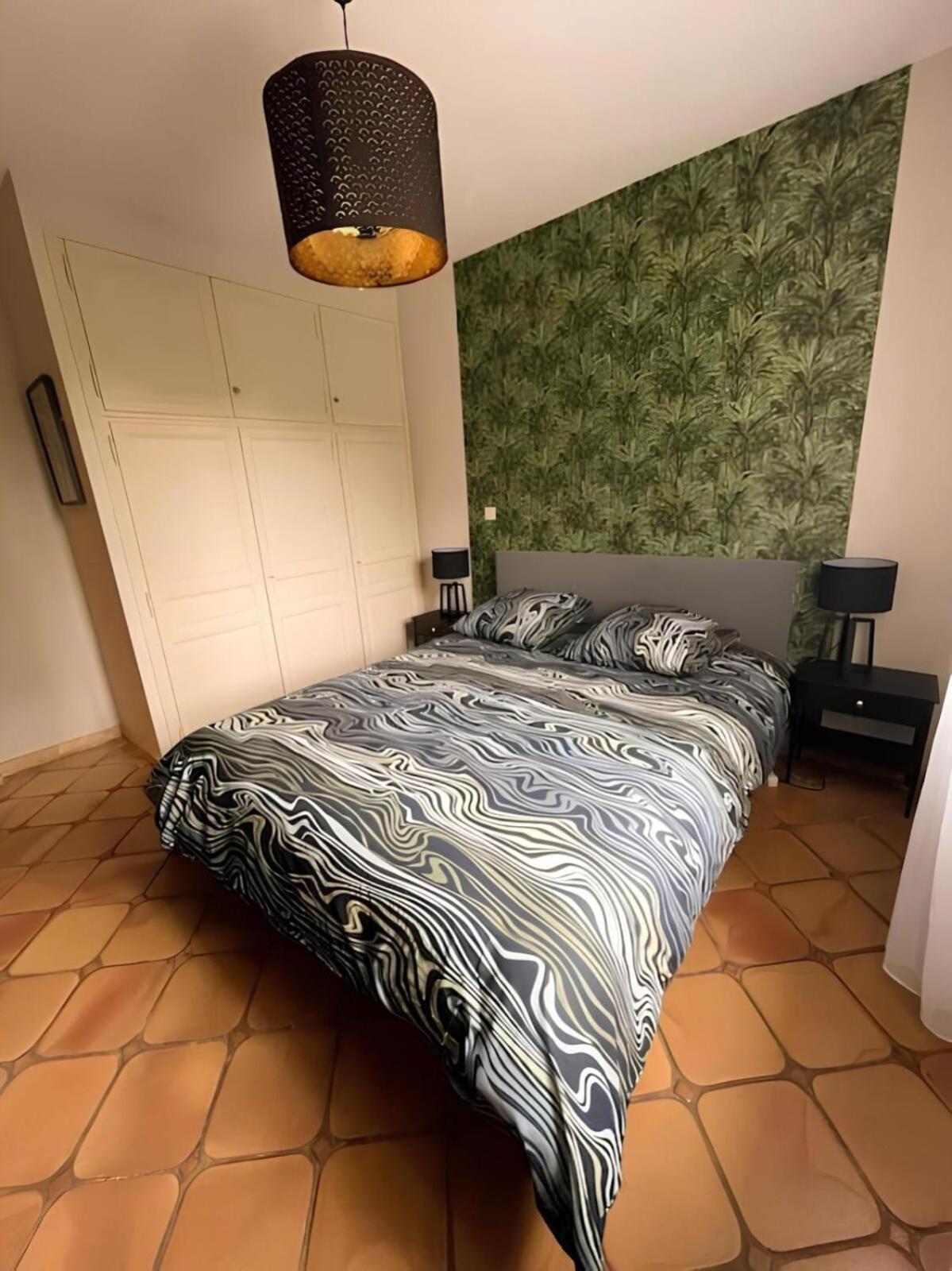Les Oliviers - Villa 10 People - 5 Min Ardeche Saint-Julien-de-Peyrolas Екстер'єр фото
