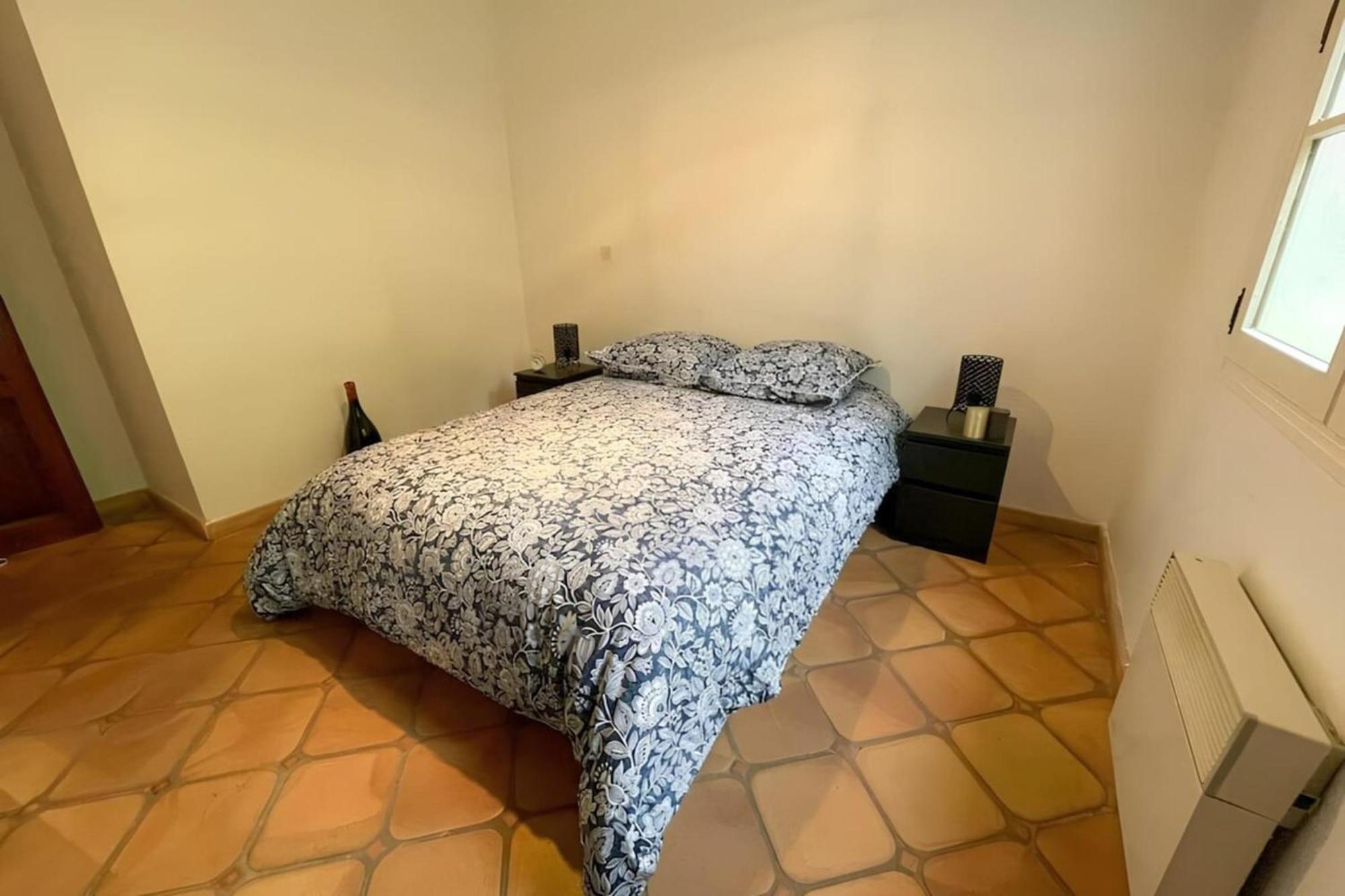 Les Oliviers - Villa 10 People - 5 Min Ardeche Saint-Julien-de-Peyrolas Екстер'єр фото